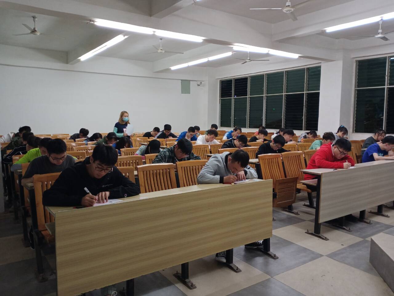 理論考試.jpg