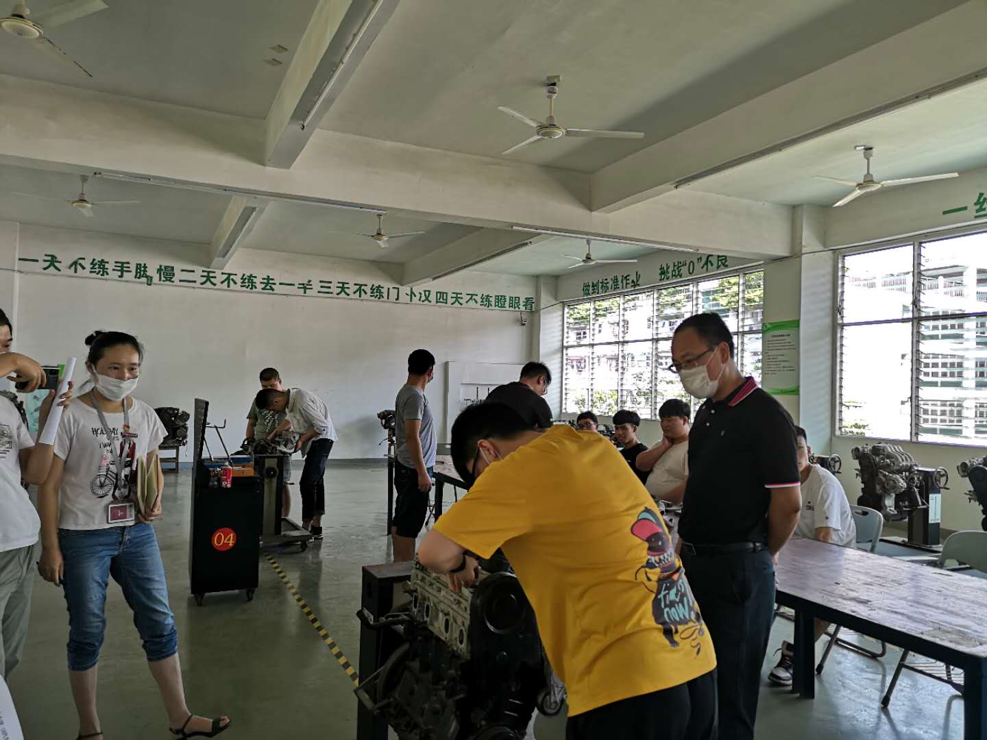 集中實(shí)訓(xùn)拆裝.jpg 集中實(shí)訓(xùn)拆裝.jpg